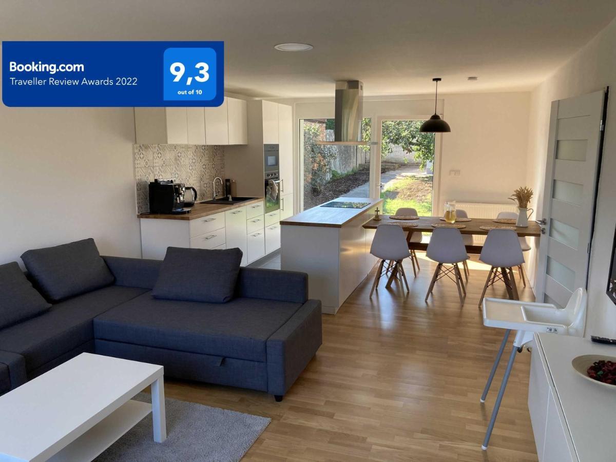 Apartman Maay Hlohovec Exteriör bild